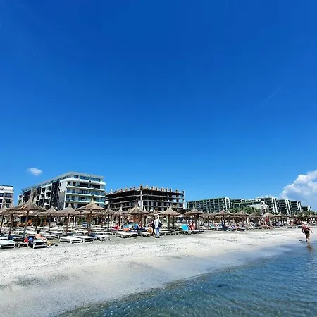 Nomad Mamaia Nord Navodari